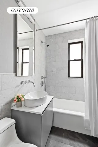 $2,950,000 | 290 6th Avenue, Unit 3CD | Greenwich Village