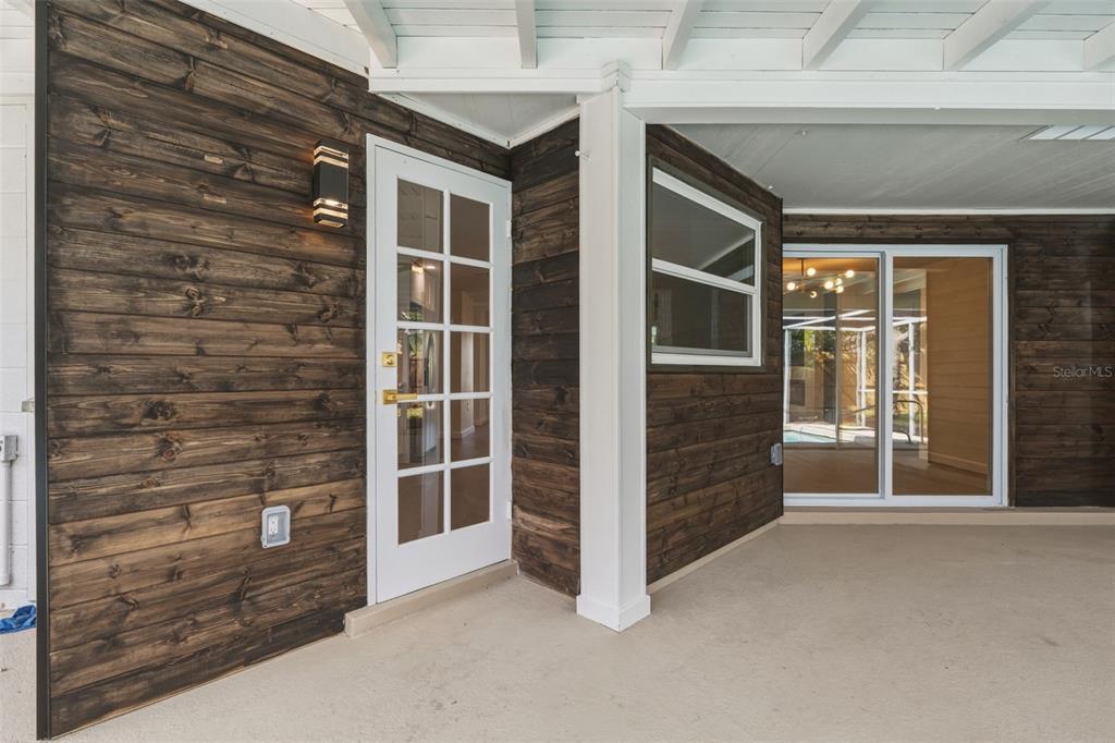 1330 Horizon Road Venice, FL 34293 - Photo 33 of 40 a view of an entryway of the house