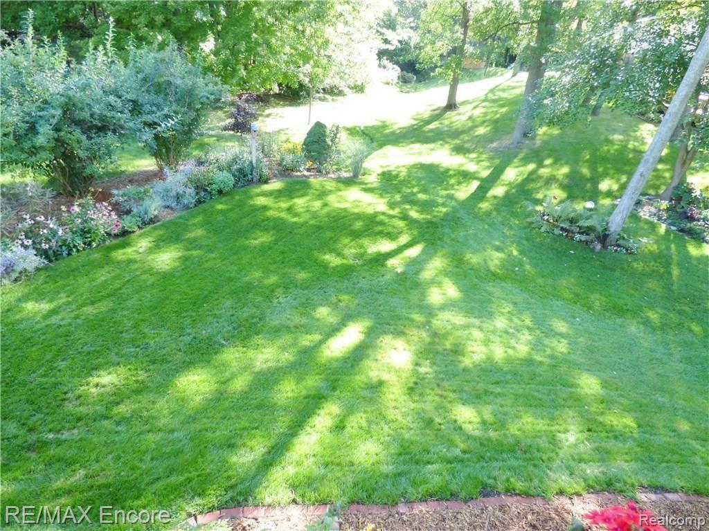 5068 Timber Ridge Trail Clarkston, MI 48346 - Photo 22 of 49 25 - Deck View.JPG
