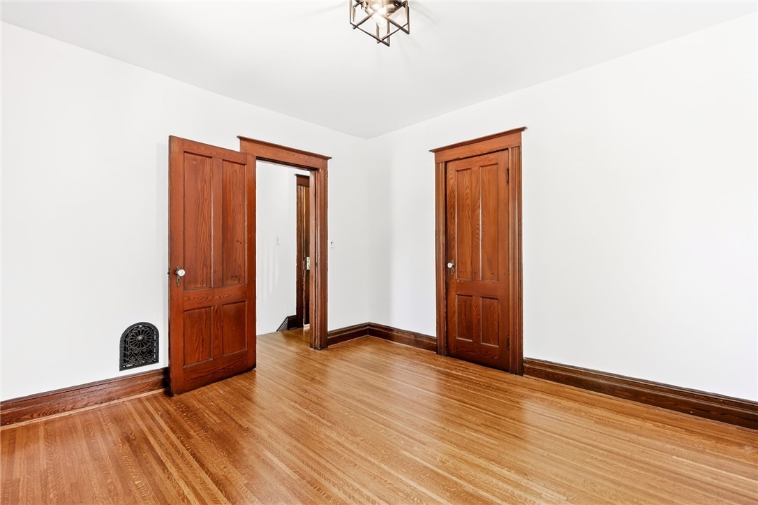 51 Nelson Street Rochester, NY 14620 - Photo 24 of 35