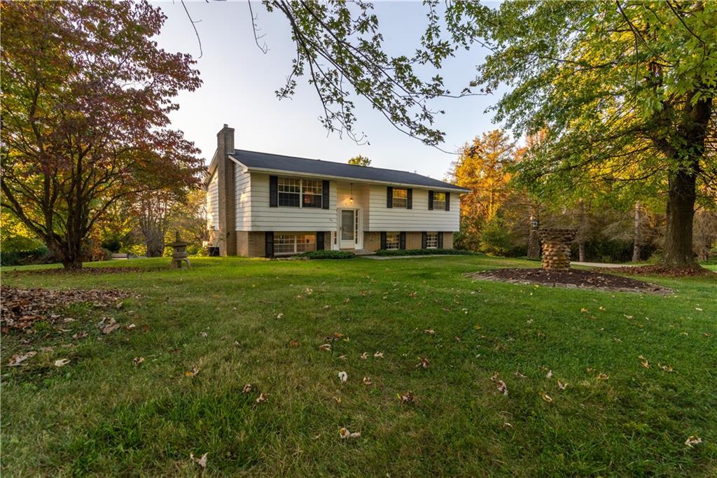 241 West Allegheny Road Imperial, PA 15126 - Photo 2 of 24 Gallery Image 2