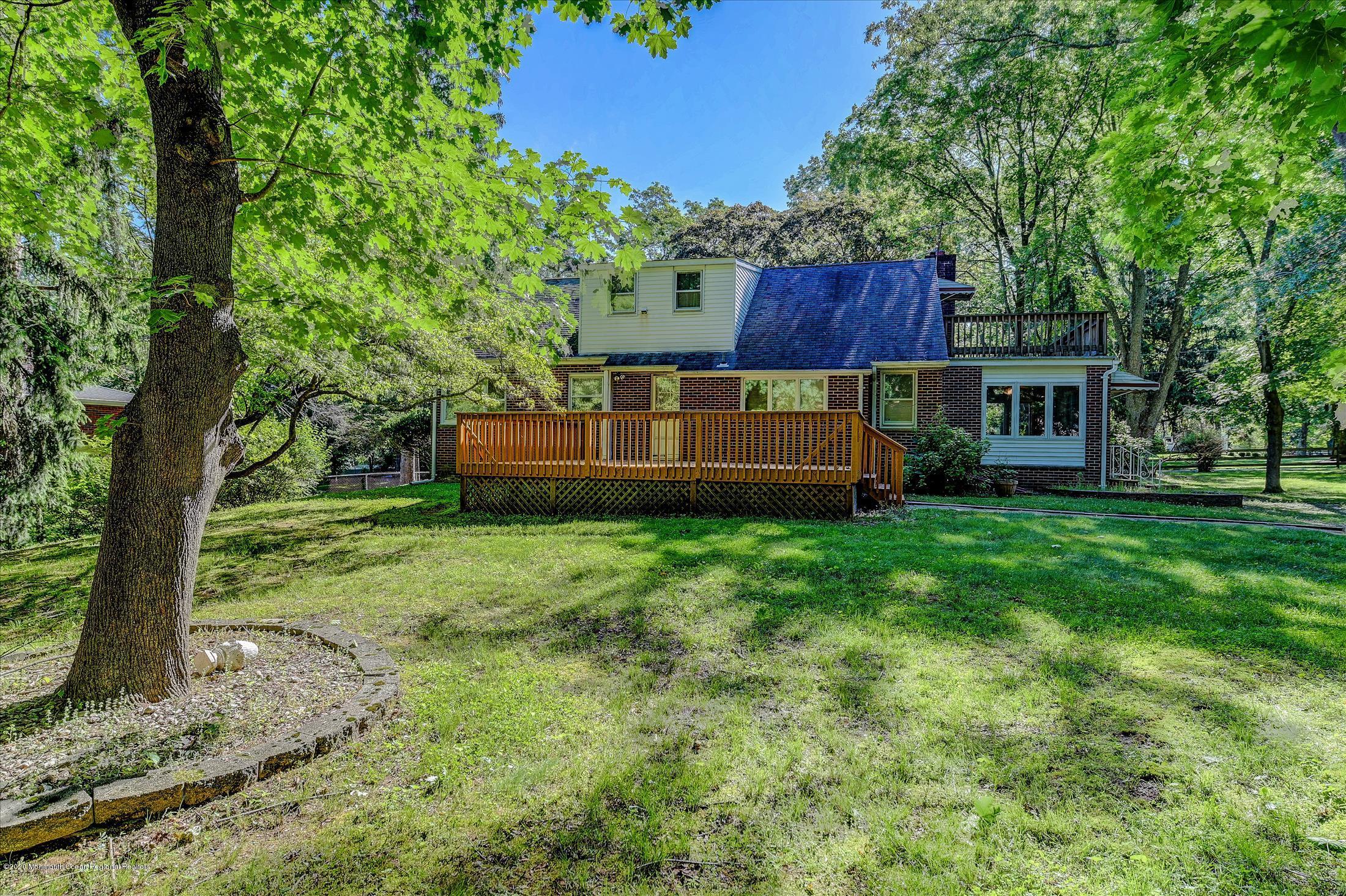 32 Manor Road Colts Neck, NJ 07722 - Photo 21 of 27 Back of Home