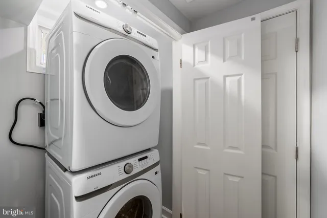 $3,500 | 1401 18th Place Southeast, Washington, DC 20020