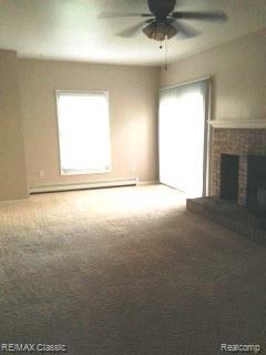 5600 North Fleming Road Fowlerville, MI 48836 - Photo 7 of 34 family room.jpg