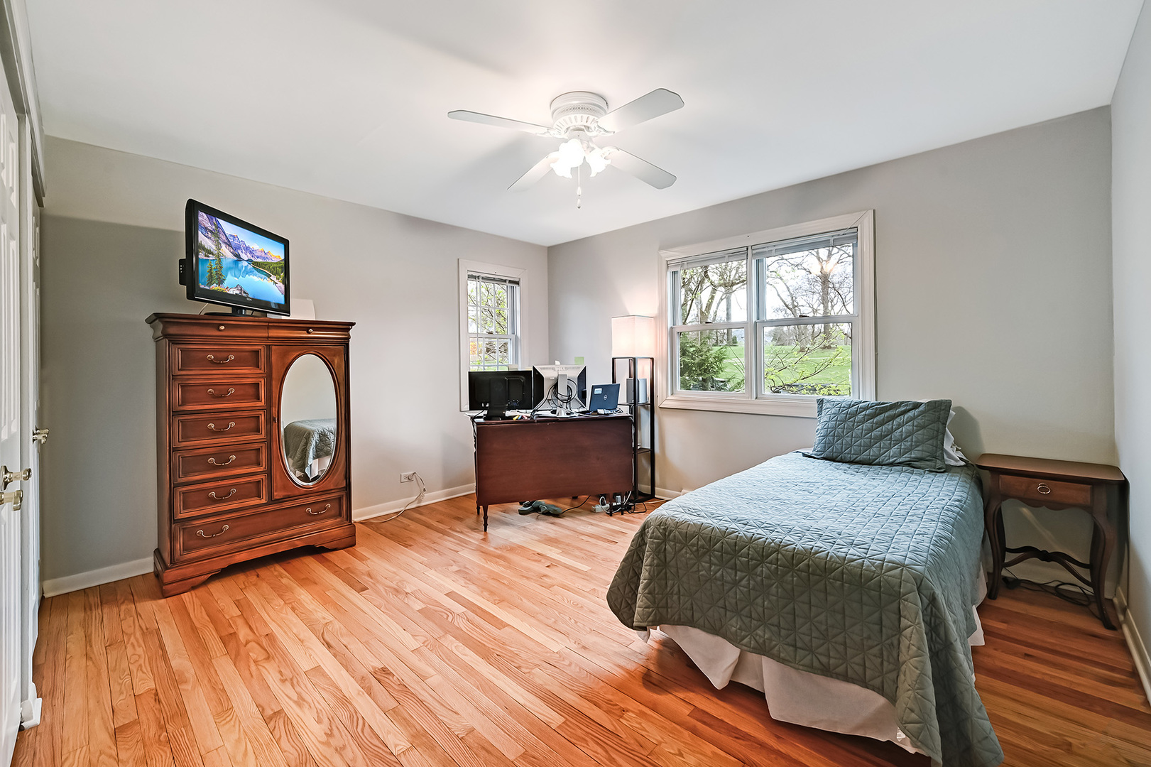 15 North County Line Road Hinsdale, IL 60521 - Photo 11 of 30