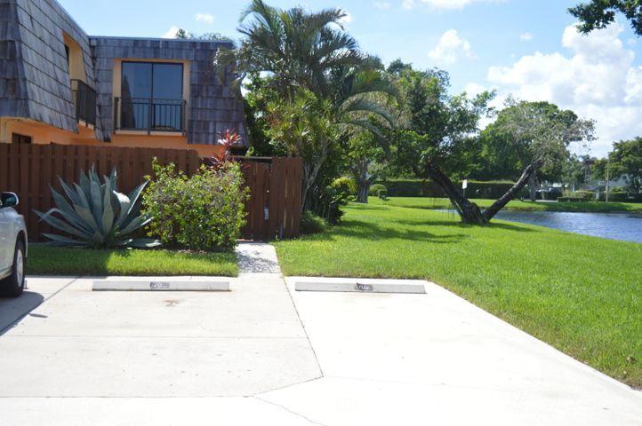 702 Springdale Circle Palm Springs, FL 33461 - Photo 21 of 25 SD94