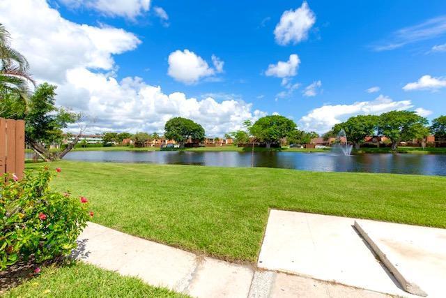 702 Springdale Circle Palm Springs, FL 33461 - Photo 22 of 25 SD3