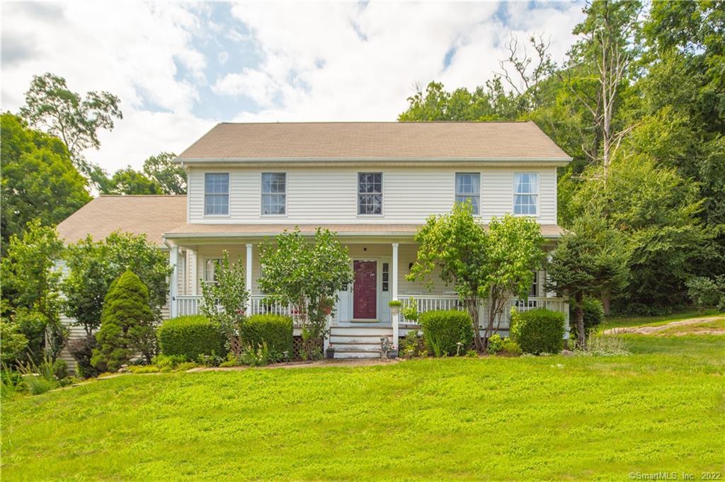 121 Warwick Road New Fairfield, CT 06812 - Photo 1 of 1