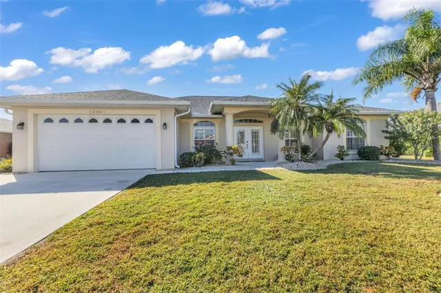 $420,000 | 13361 Southwest Pembroke Circle North, Lake Suzy, FL 34269