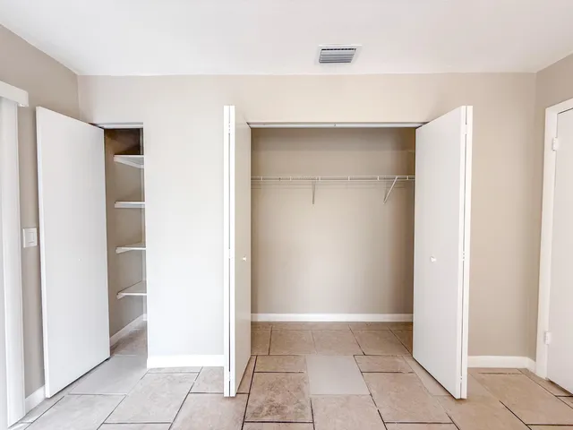 $1,800 | 2682 Hinda Road, Unit A, West Palm Beach, FL 33403