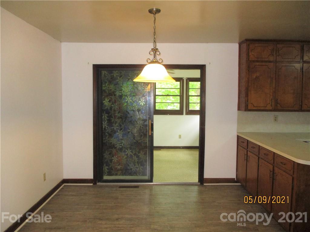 1287 Potter Road Lancaster, SC 29720 - Photo 10 of 25 a hallway with a window