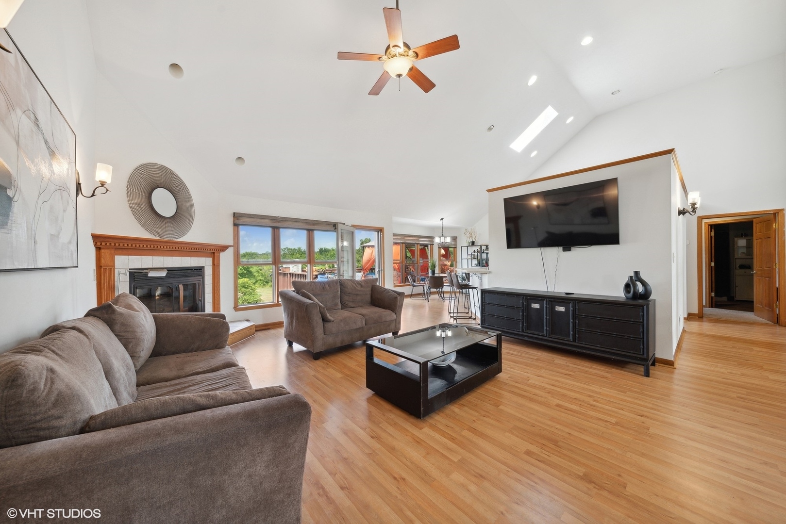 331 Coventry Lane Crete, IL 60417 - Photo 4 of 19 a living room with furniture flat screen tv and a large window