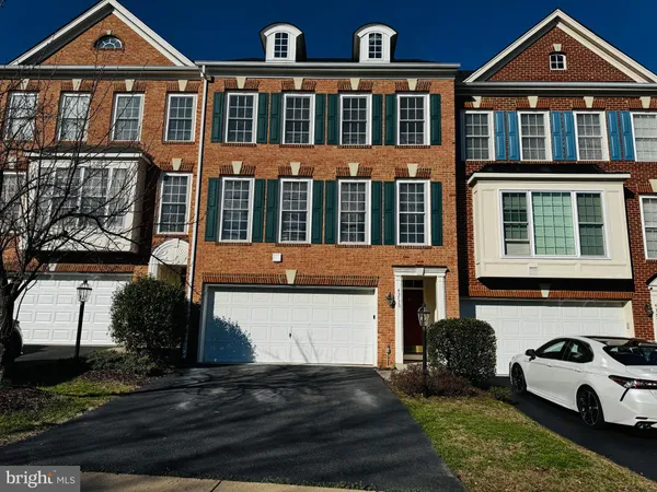 $3,500 | 43776 Smith Ferry Square, Leesburg, VA 20176