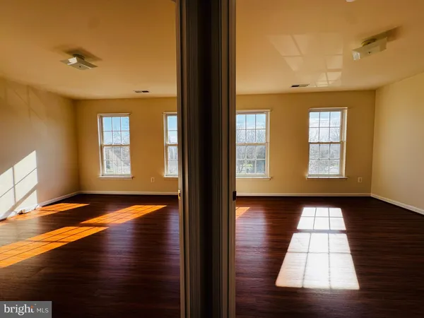 $3,500 | 43776 Smith Ferry Square, Leesburg, VA 20176