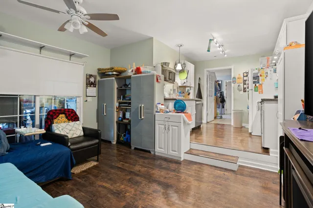 $430,000 | 11 Flintlock Court, Greenville, SC 29611