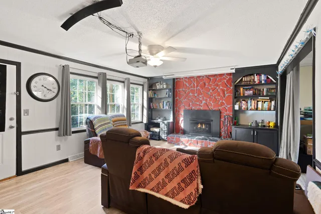 $430,000 | 11 Flintlock Court, Greenville, SC 29611