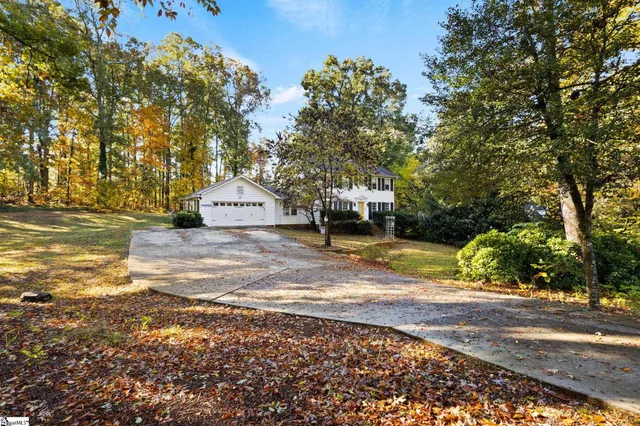 $430,000 | 11 Flintlock Court, Greenville, SC 29611