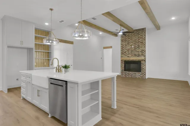 $529,900 | 17560 Sugar Bluff Lane, Flint, TX 75762