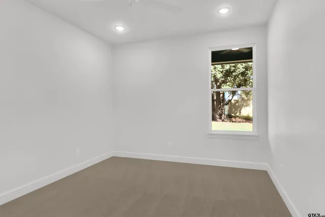 $529,900 | 17560 Sugar Bluff Lane, Flint, TX 75762