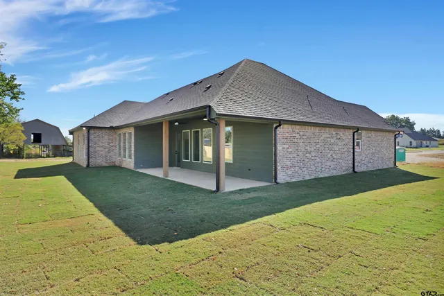 $529,900 | 17560 Sugar Bluff Lane, Flint, TX 75762
