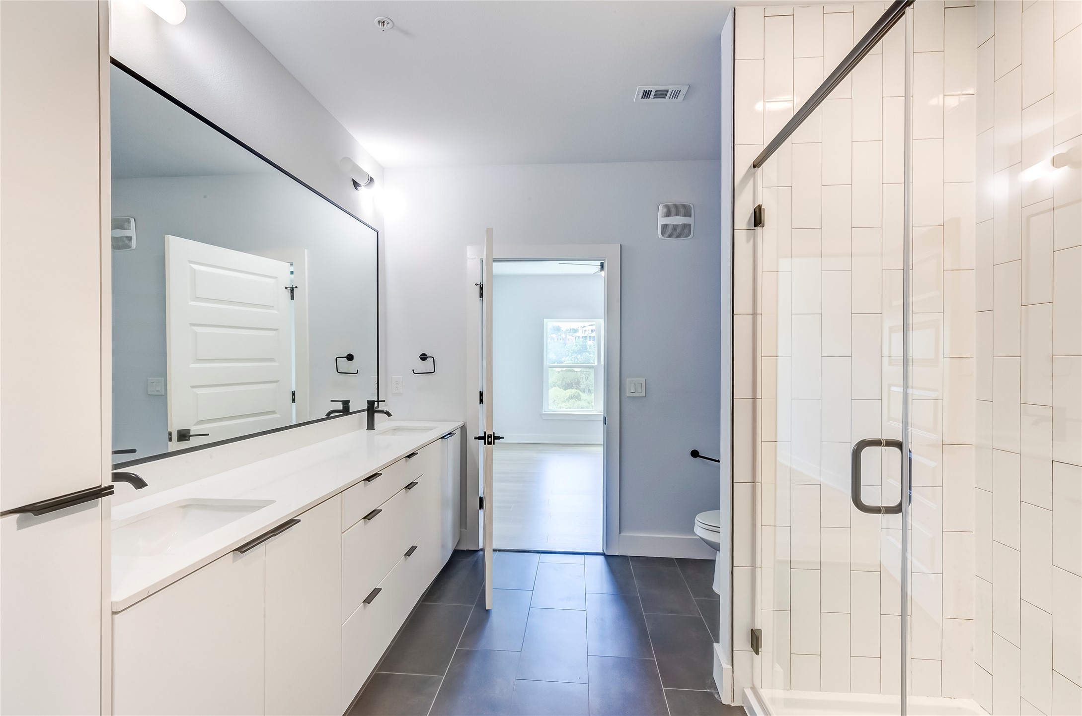 2500 Longview Street, Unit 402 Austin, TX 78705 - Photo 17 of 27