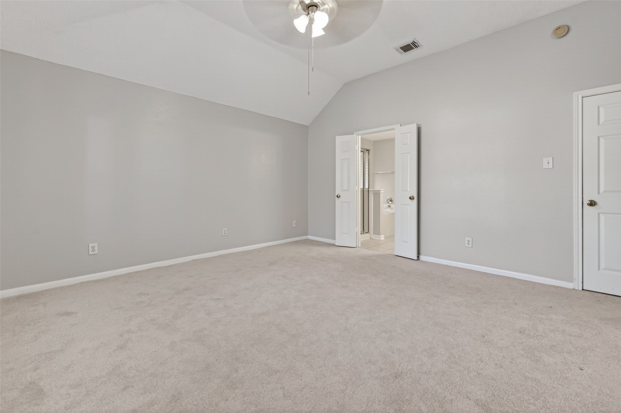 39 North Delta Mill Circle Conroe, TX 77385 - Photo 19 of 35 a view of an empty room
