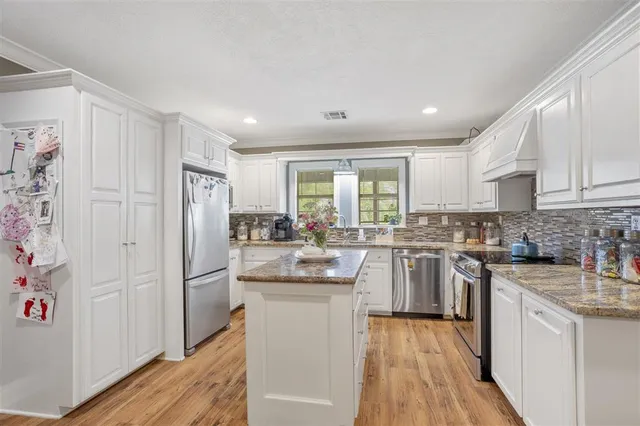 $260,000 | 296 H L Road, Kinder, LA 70648