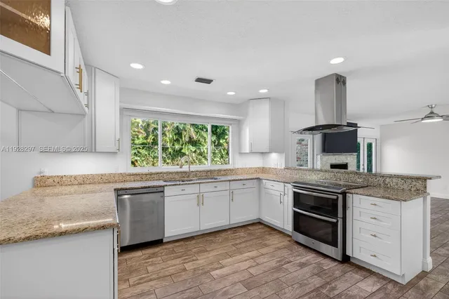 $775,000 | 3804 Southeast Fairway West, Stuart, FL 34997