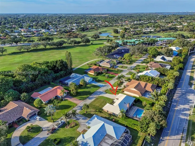 $775,000 | 3804 Southeast Fairway West, Stuart, FL 34997