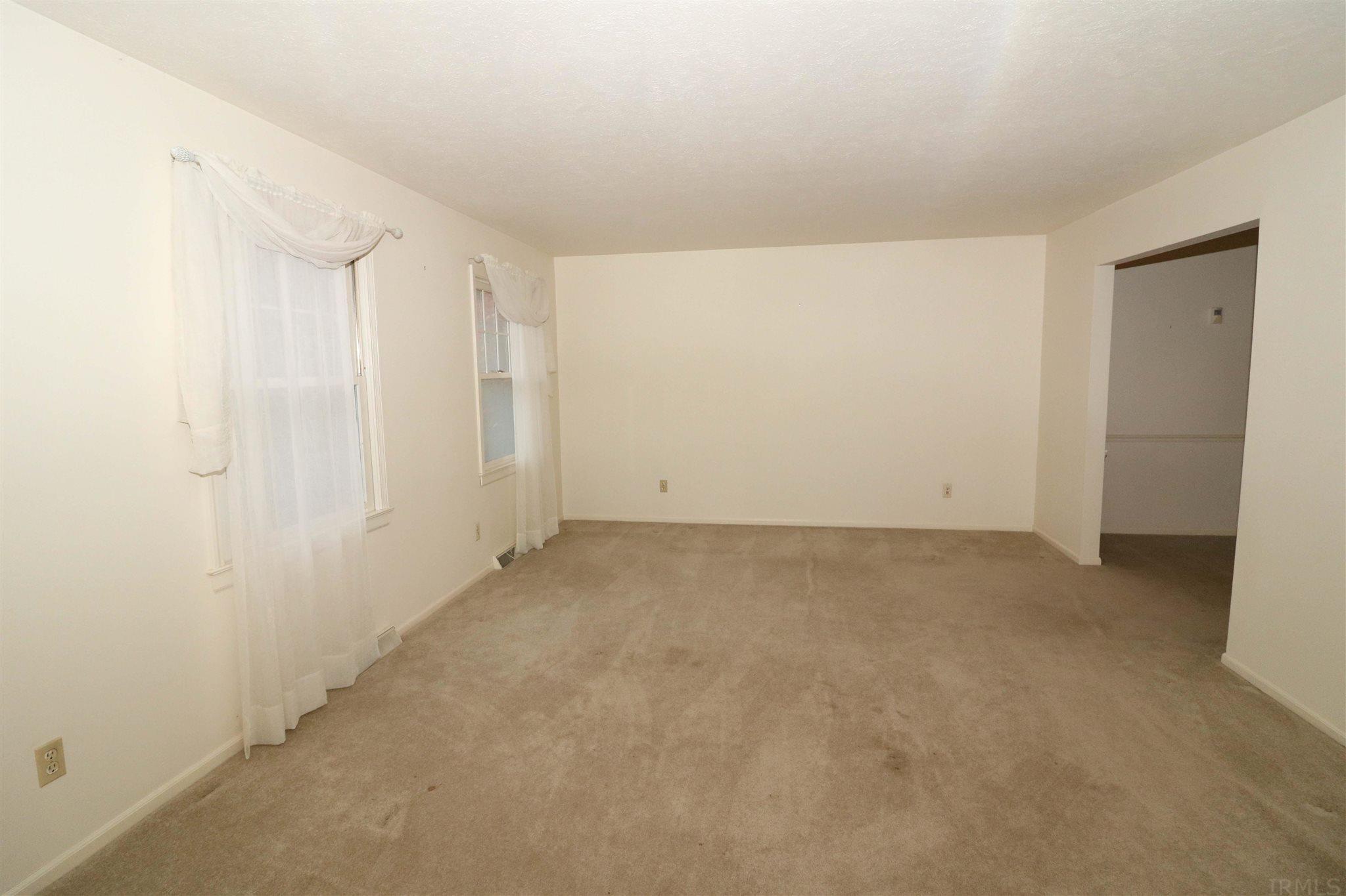17355 Farmington Square Road Granger, IN 46530 - Photo 15 of 35 Gallery Image 15