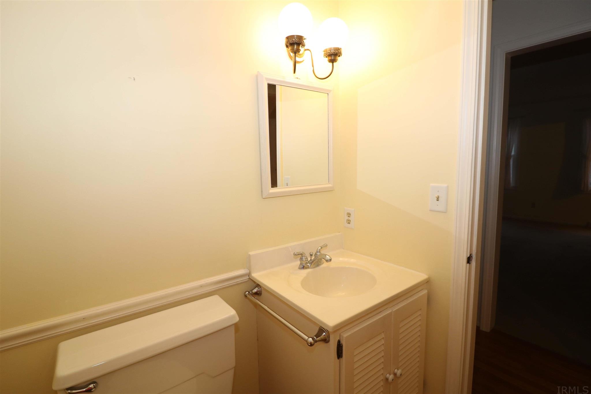 17355 Farmington Square Road Granger, IN 46530 - Photo 17 of 35 Gallery Image 17