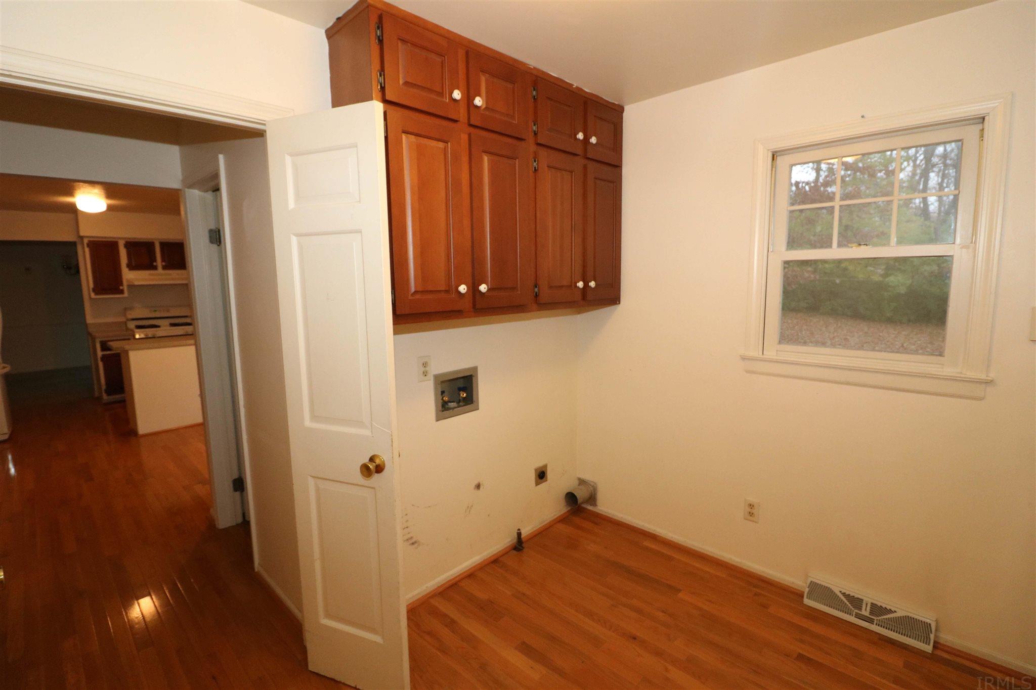 17355 Farmington Square Road Granger, IN 46530 - Photo 18 of 35 Gallery Image 18