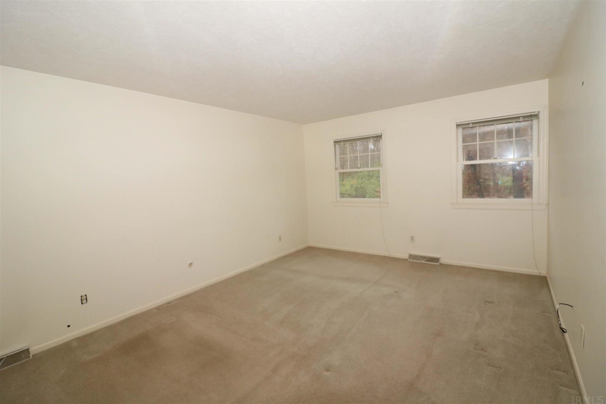 17355 Farmington Square Road Granger, IN 46530 - Photo 20 of 35 Gallery Image 20