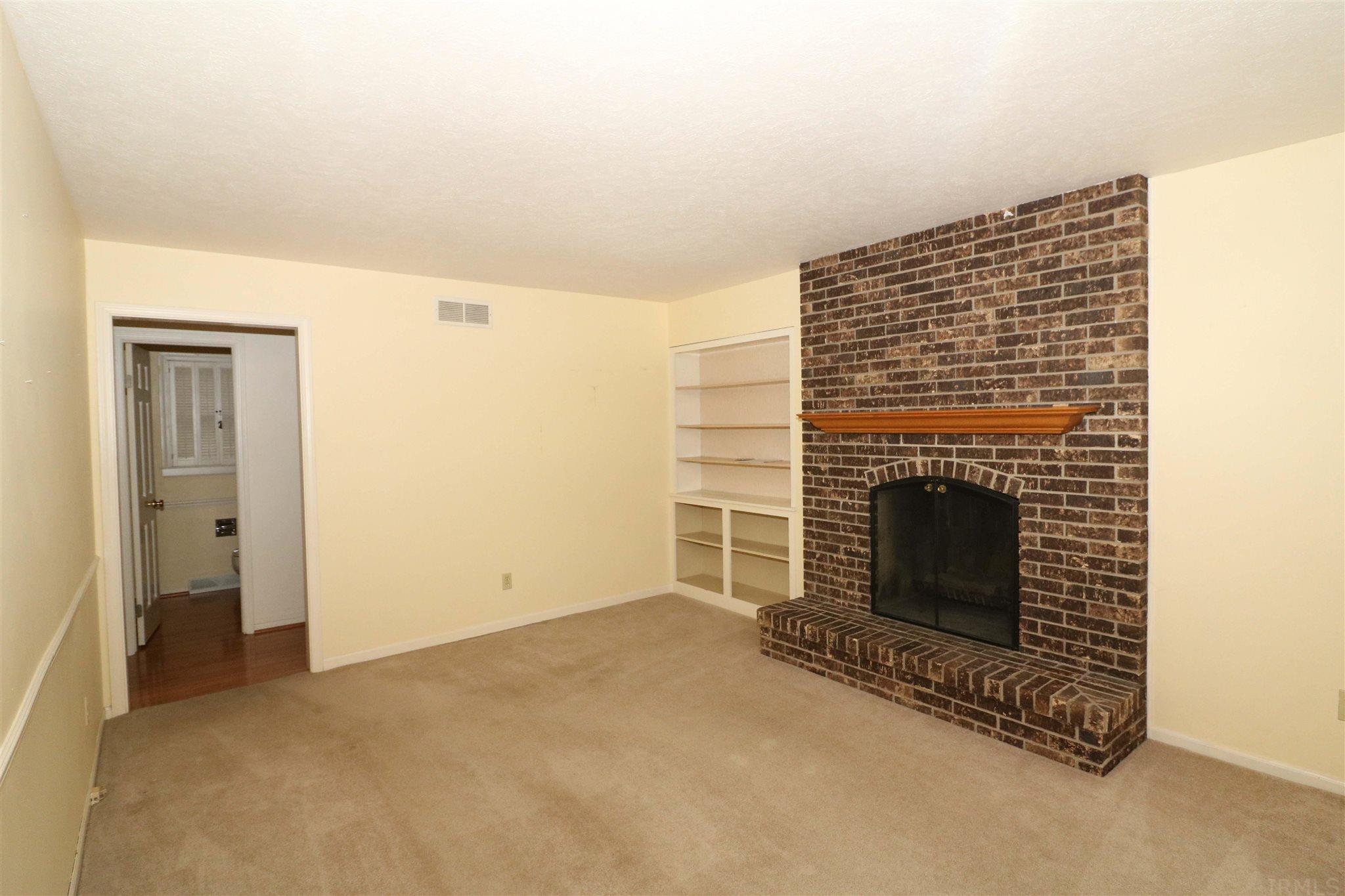 17355 Farmington Square Road Granger, IN 46530 - Photo 7 of 35 Gallery Image 7