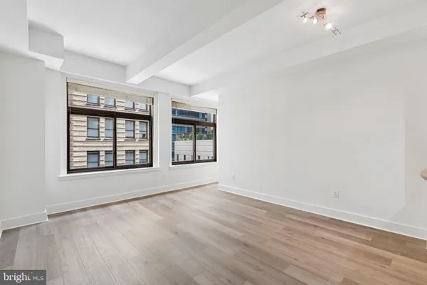 $1,950 | 1500 Chestnut Street, Unit 8G, Philadelphia, PA 19102