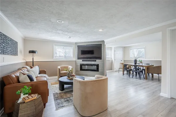 $199,900 | 275 Ogden Center Road, Ogden, NY 14559