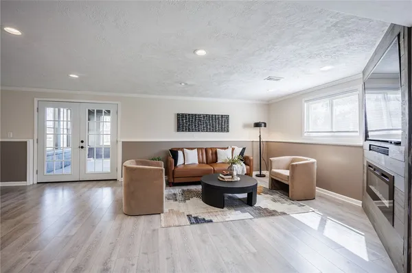 $199,900 | 275 Ogden Center Road, Ogden, NY 14559