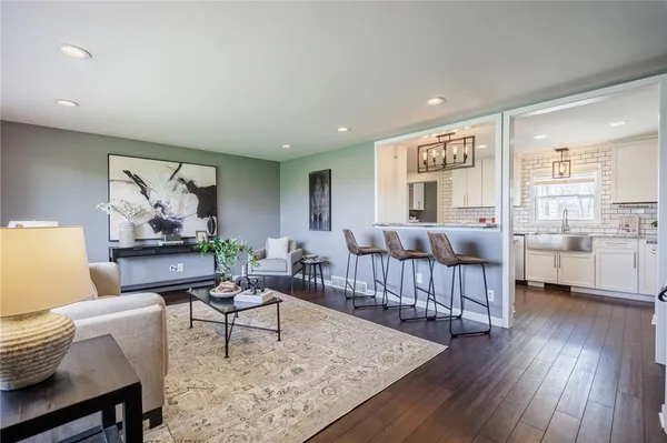 $199,900 | 275 Ogden Center Road, Ogden, NY 14559