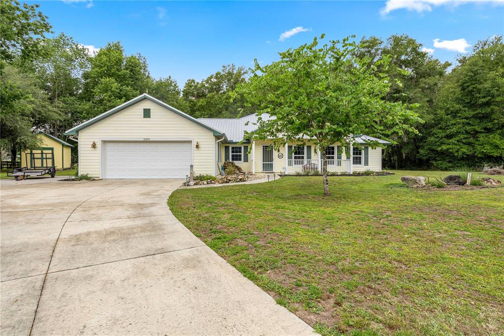 2250 Southeast 157th Lane Road Summerfield, FL 34491 - Photo 1 of 42