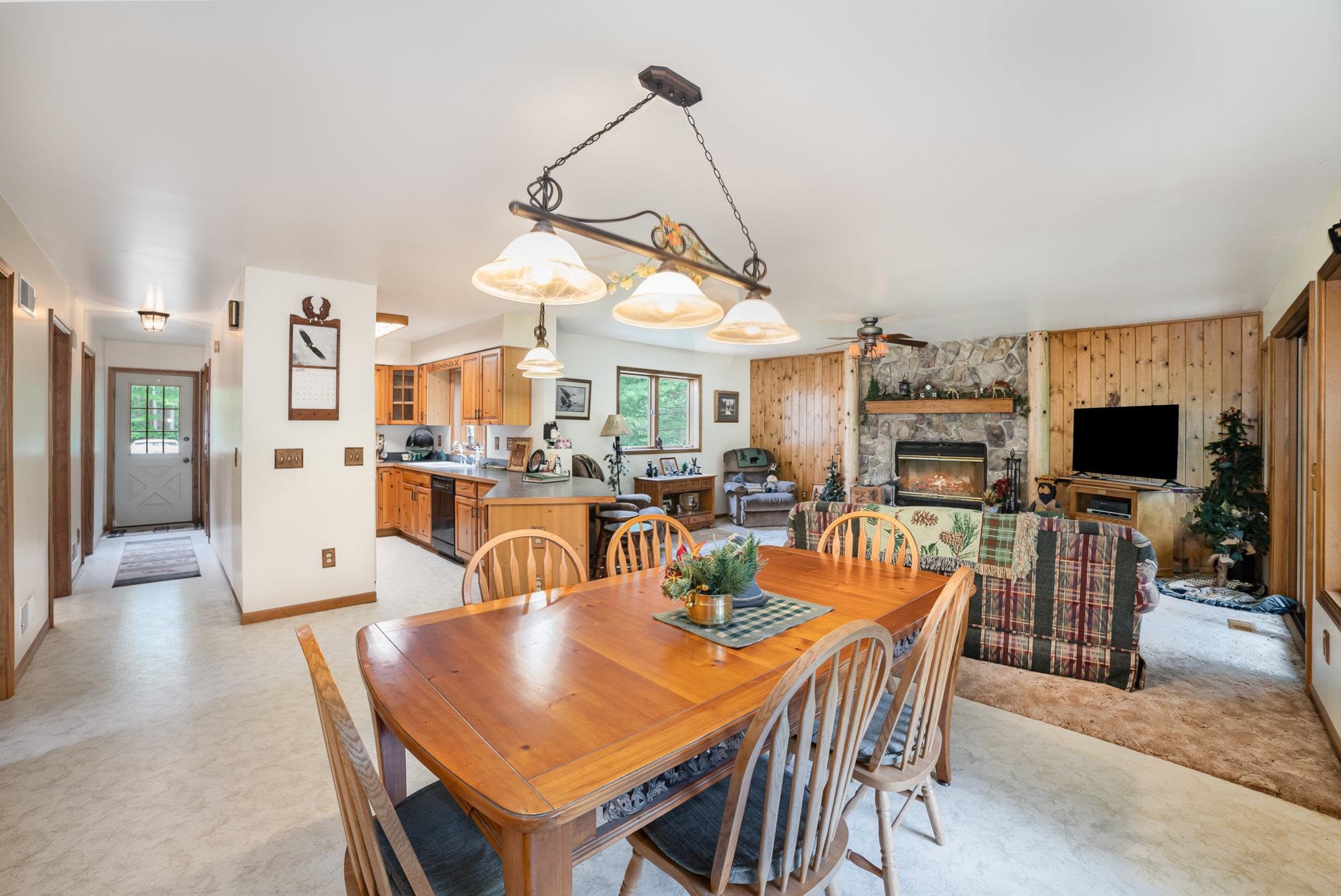 555 Rivers Terrace Road Gladwin, MI 48624 - Photo 9 of 25