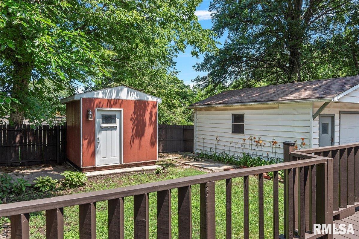 2915 East Elliott Avenue Springfield, IL 62702 - Photo 42 of 43