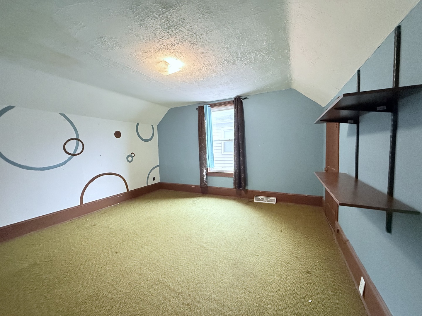 613 North Center Street Clinton, IL 61727 - Photo 14 of 17