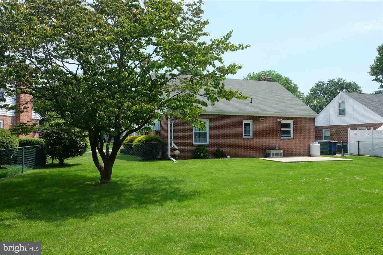 95 Oneida Road Camp Hill, PA 17011 - Photo 3 of 15 Gallery Image 3