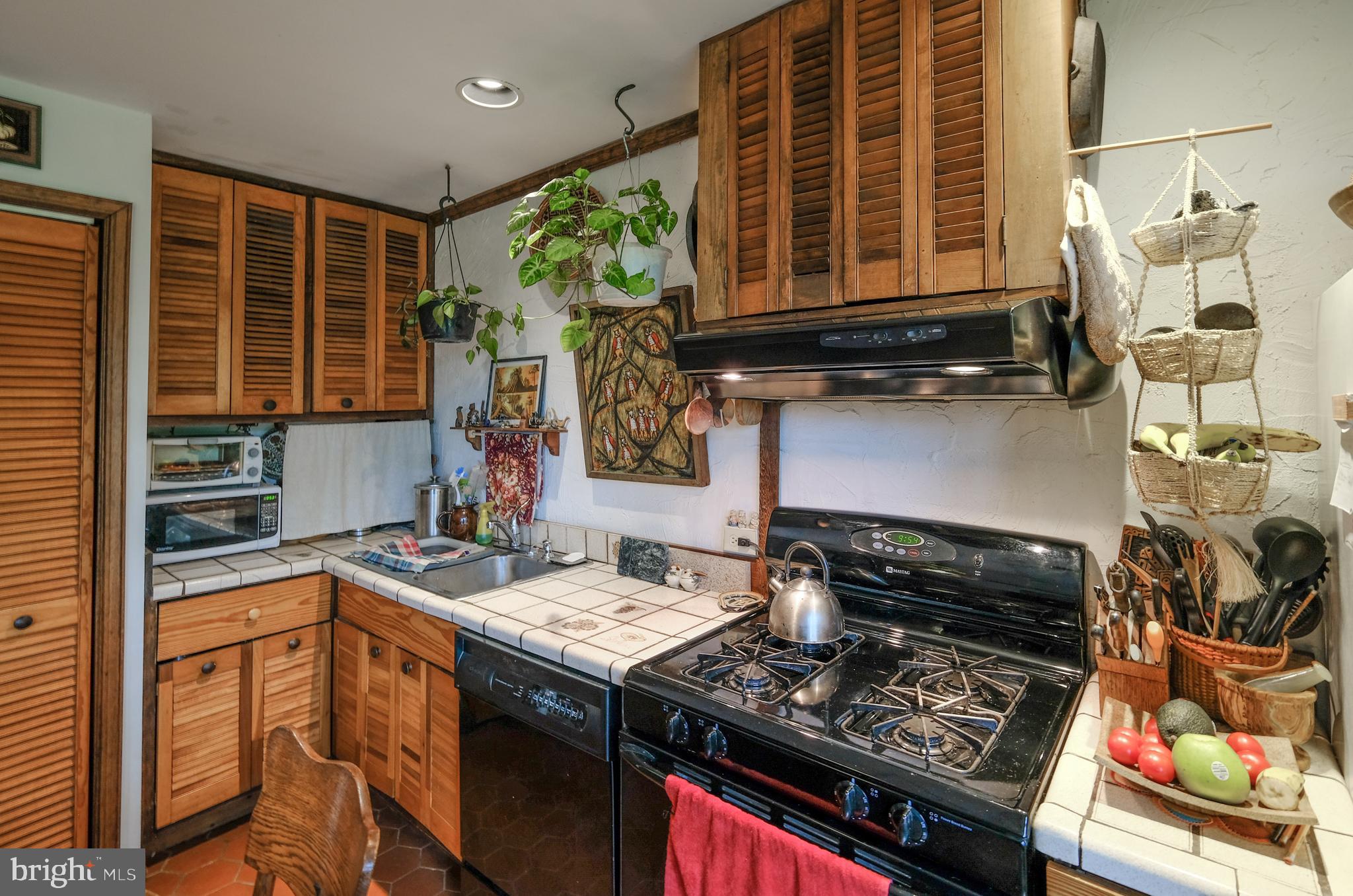 148 High Spruce Road Front Royal, VA 22630 - Photo 12 of 73 Kitchen