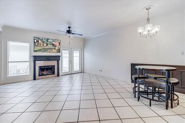 $1,595 | 2713 St Joseph Street, Unit K, Corpus Christi, TX 78418
