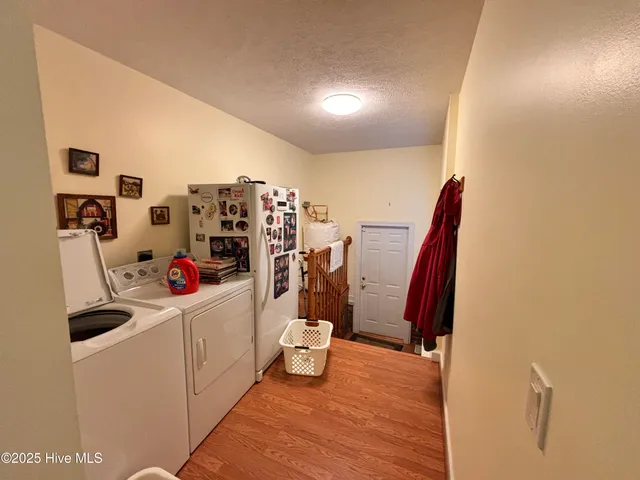 $399,999 | 107 Christopher Lane, Clinton, NC 28328