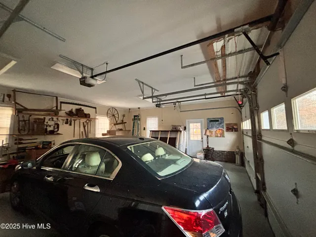 $399,999 | 107 Christopher Lane, Clinton, NC 28328