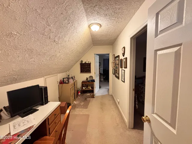 $399,999 | 107 Christopher Lane, Clinton, NC 28328