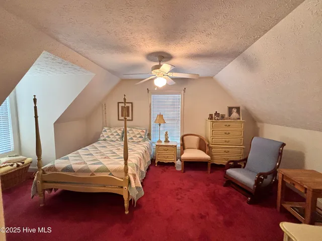 $399,999 | 107 Christopher Lane, Clinton, NC 28328