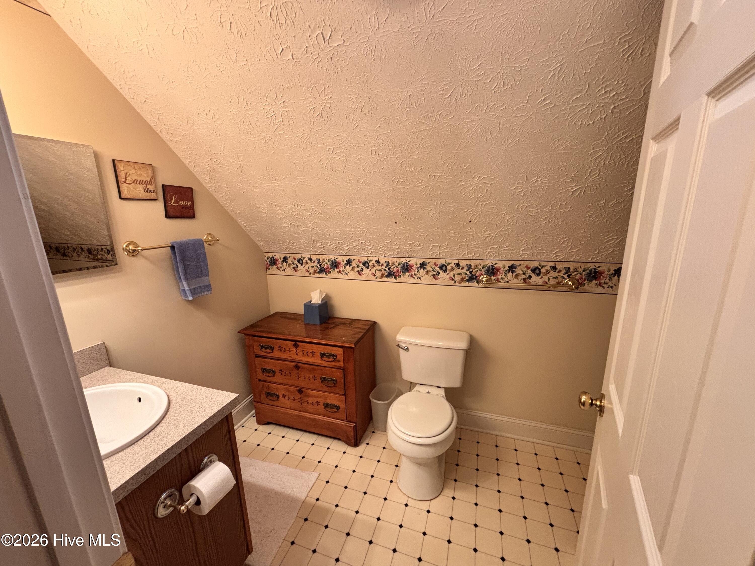 107 Christopher Lane Clinton, NC 28328 - Photo 36 of 40 IMG_1110